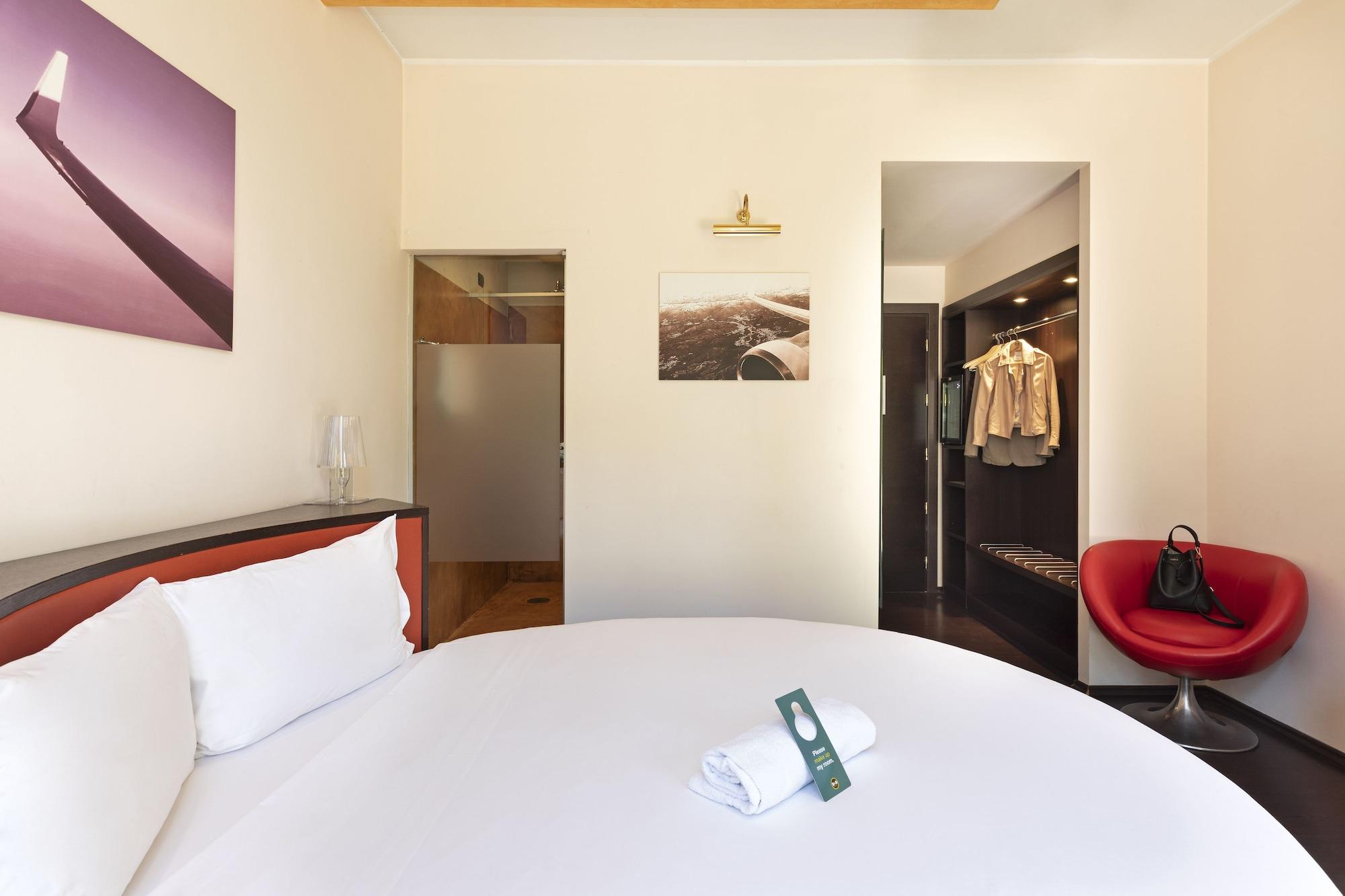 B&B Hotel Malpensa Lago Maggiore Верджате Екстер'єр фото